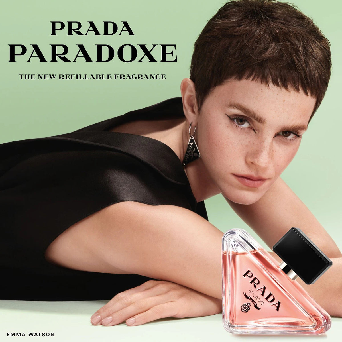 Prada Paradoxe EDP spray close up